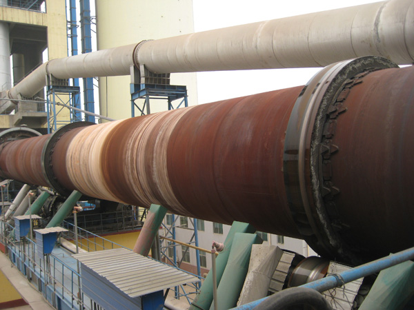 石灰回轉窯(yáo)窯(yáo)襯(chèn)主要的砌築程序